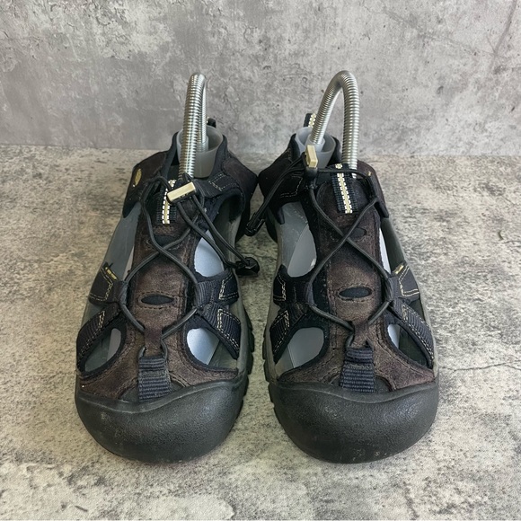 Keen Waterproof Sandals Mens sz 9 (black) - Picture 2 of 7